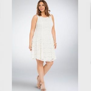 Torrid Lace V-Hem Dress Beige Ivory Size 12